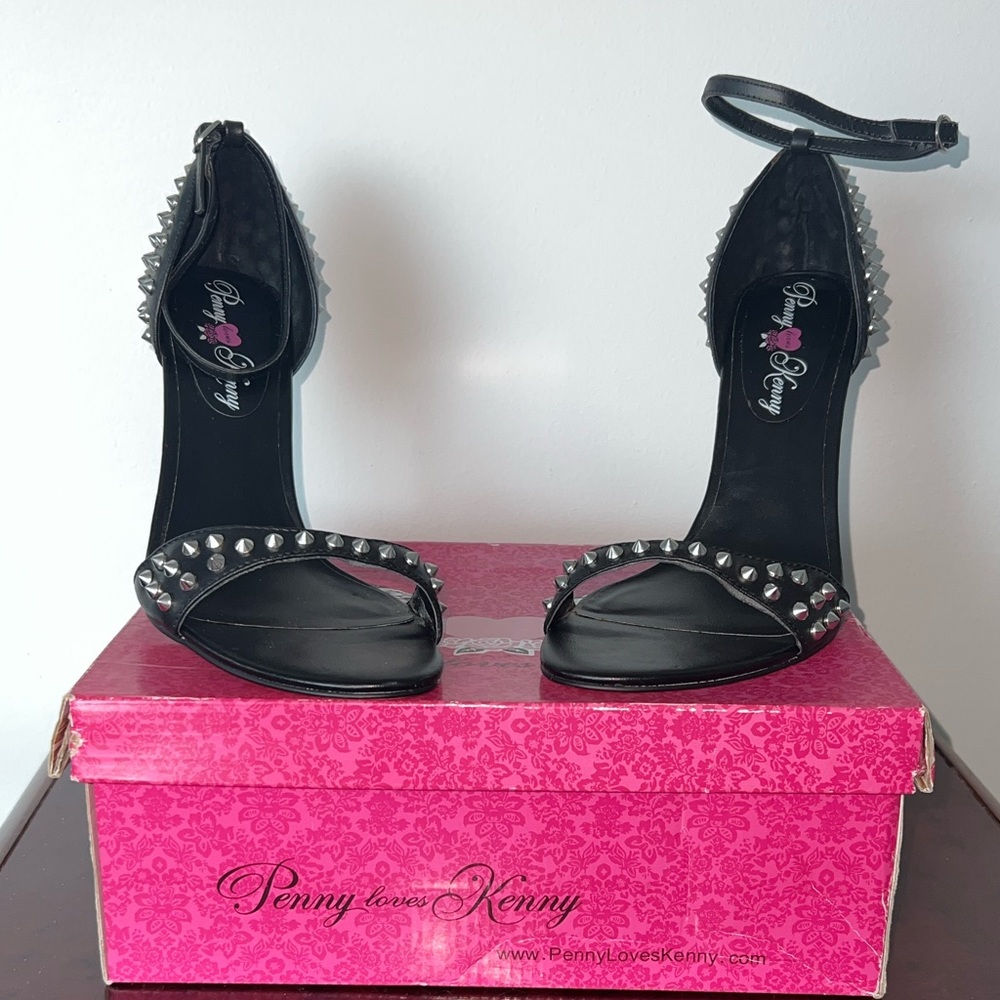 Penny Loves Kenny Black Studded Sandals